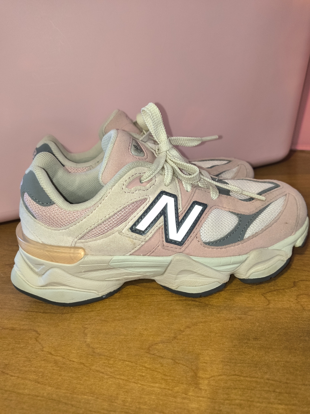New Balance Kids Pink & Gray Lace-Up Athletic Sneakers